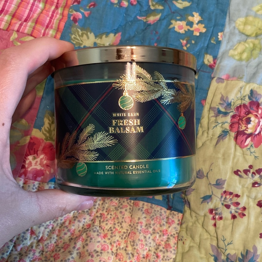 Bath & Body Works/White Barn Fresh Balsam Candle